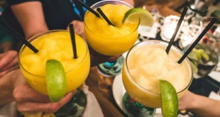 Cheers with margarita